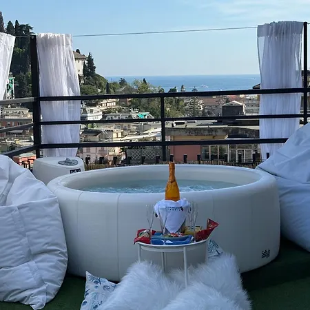 Sky Garden Maria Jose Liguria - Attico Vista Mare - Terraces - 2 Bagni- 2 Da Letto - Box, Wi-fi, Idromassaggio Free Inteiro Attico Per Voi, Con Ascensore * Рапалло