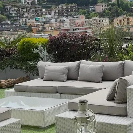 Sky Garden Maria Jose Liguria - Attico Vista Mare - Terraces - 2 Bagni- 2 Da Letto - Box, Wi-fi, Idromassaggio Free Inteiro Attico Per Voi, Con Ascensore *