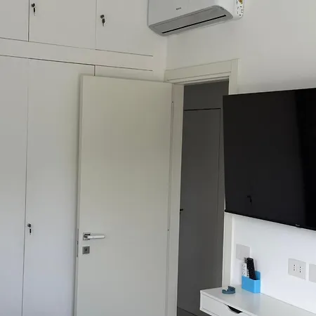 Apartman Sky Garden Maria Jose Liguria - Attico Vista Mare - Terraces - 2 Bagni- 2 Da Letto - Box, Wi-fi, Idromassaggio Free Inteiro Attico Per Voi, Con Ascensore *