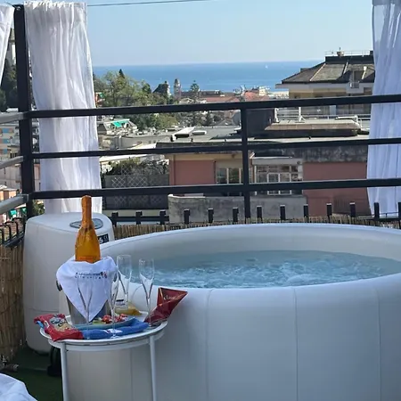 Apartman Sky Garden Maria Jose Liguria - Attico Vista Mare - Terraces - 2 Bagni- 2 Da Letto - Box, Wi-fi, Idromassaggio Free Inteiro Attico Per Voi, Con Ascensore