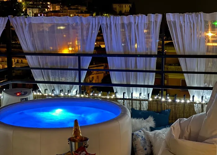 Sky Garden Maria Jose Liguria - Attico Vista Mare - Terraces - 2 Bagni- 2 Da Letto - Box, Wi-fi, Idromassaggio Free Inteiro Attico Per Voi, Con Ascensore Apartament *