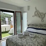 Apartament Sky Garden Maria Jose Liguria - Attico Vista Mare - Terraces - 2 Bagni- 2 Da Letto - Box, Wi-fi, Idromassaggio Free Inteiro Attico Per Voi, Con Ascensore Rapallo