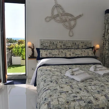 Apartment Sky Garden Maria Jose Liguria - Attico Vista Mare - Terraces - 2 Bagni- 2 Da Letto - Box, Wi-fi, Idromassaggio Free Inteiro Attico Per Voi, Con Ascensore Rapallo