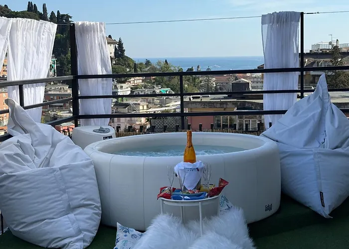 Sky Garden Maria Jose Liguria - Attico Vista Mare - Terraces - 2 Bagni- 2 Da Letto - Box, Wi-fi, Idromassaggio Free Inteiro Attico Per Voi, Con Ascensore * Rapallo